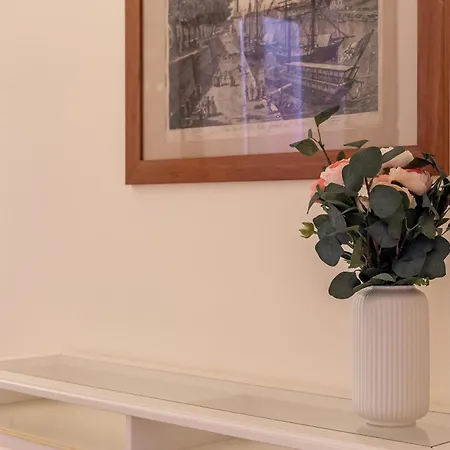 Iflat Space And Comfort In The Heart Of Monti ローマ