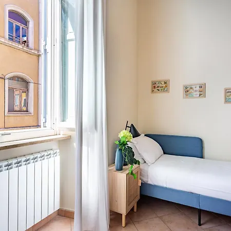 Iflat Space And Comfort In The Heart Of Monti Apartment