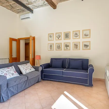 Iflat Space And Comfort In The Heart Of Monti Apartment Rome
